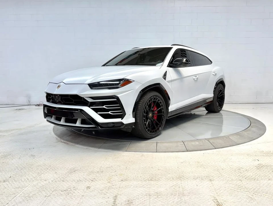 2019 Lamborghini Urus - Image 5 of 19