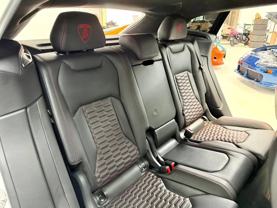 2019 Lamborghini Urus - Image 16 of 19