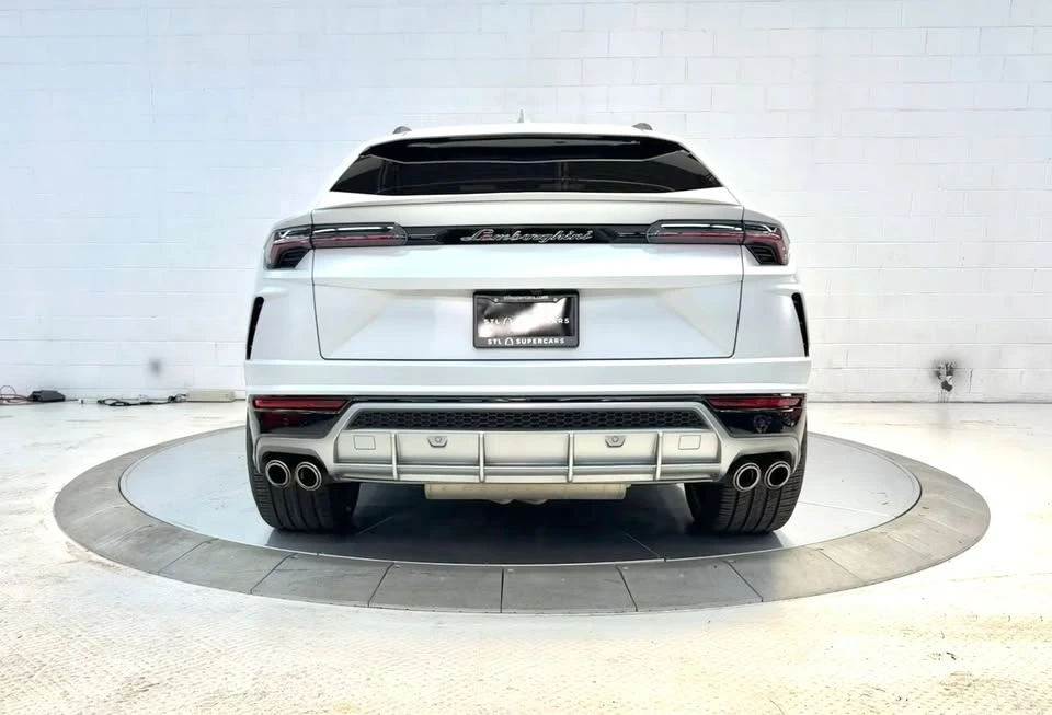 2019 Lamborghini Urus - Image 6 of 19