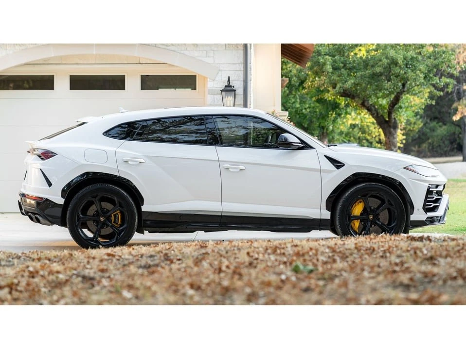 2019 Lamborghini Urus - Image 4 of 20