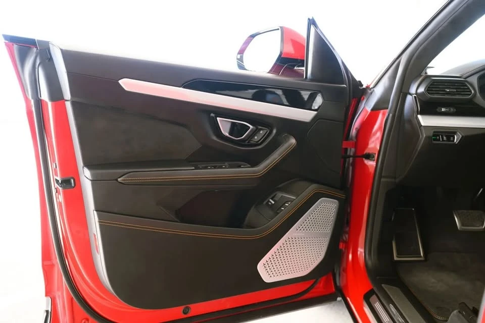 2019 Lamborghini Urus - Image 19 of 20