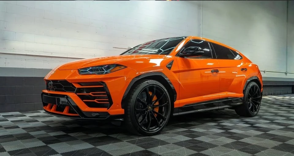 2019 Lamborghini Urus - Image 3 of 10