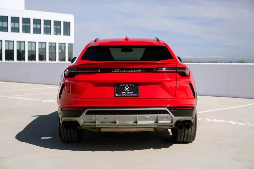 2019 Lamborghini Urus - Image 8 of 20