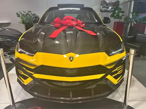 2019 Lamborghini Urus
