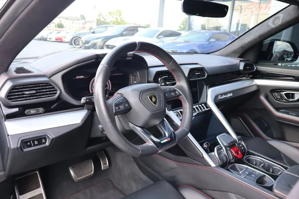 2019 Lamborghini Urus - Image 10 of 19