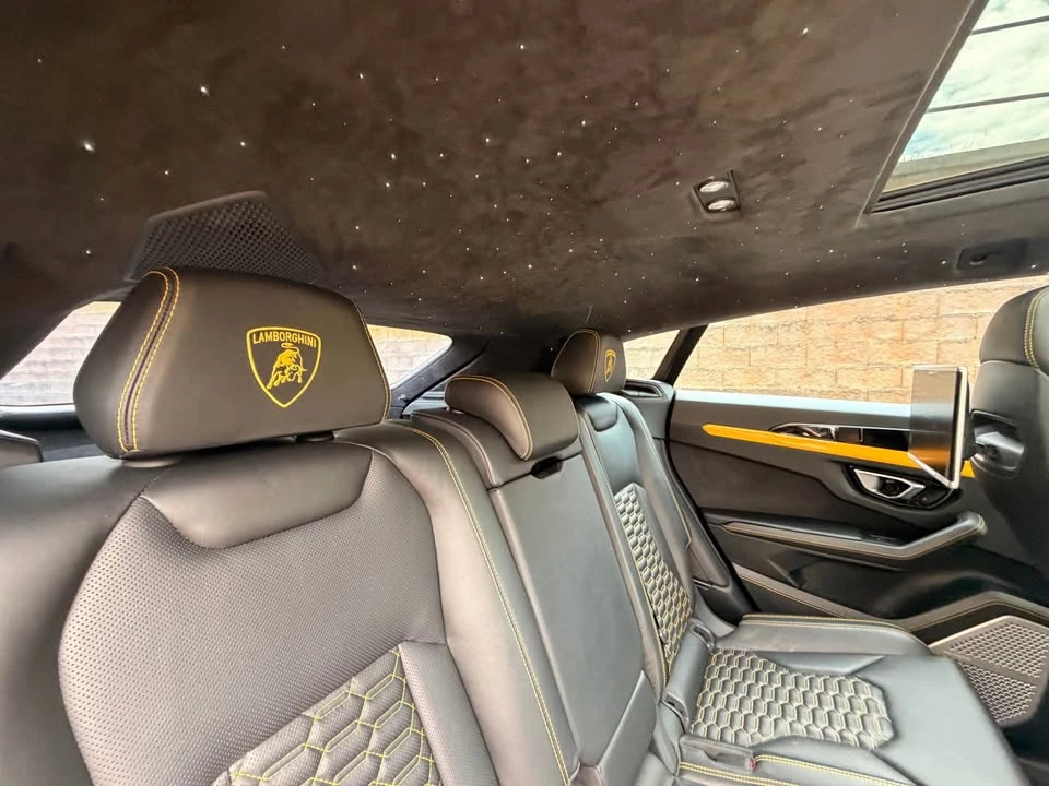 2019 Lamborghini Urus - Image 15 of 16
