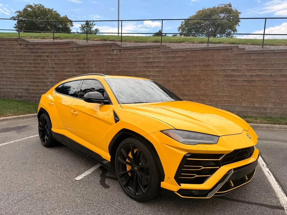 2019 Lamborghini Urus - Image 8 of 16