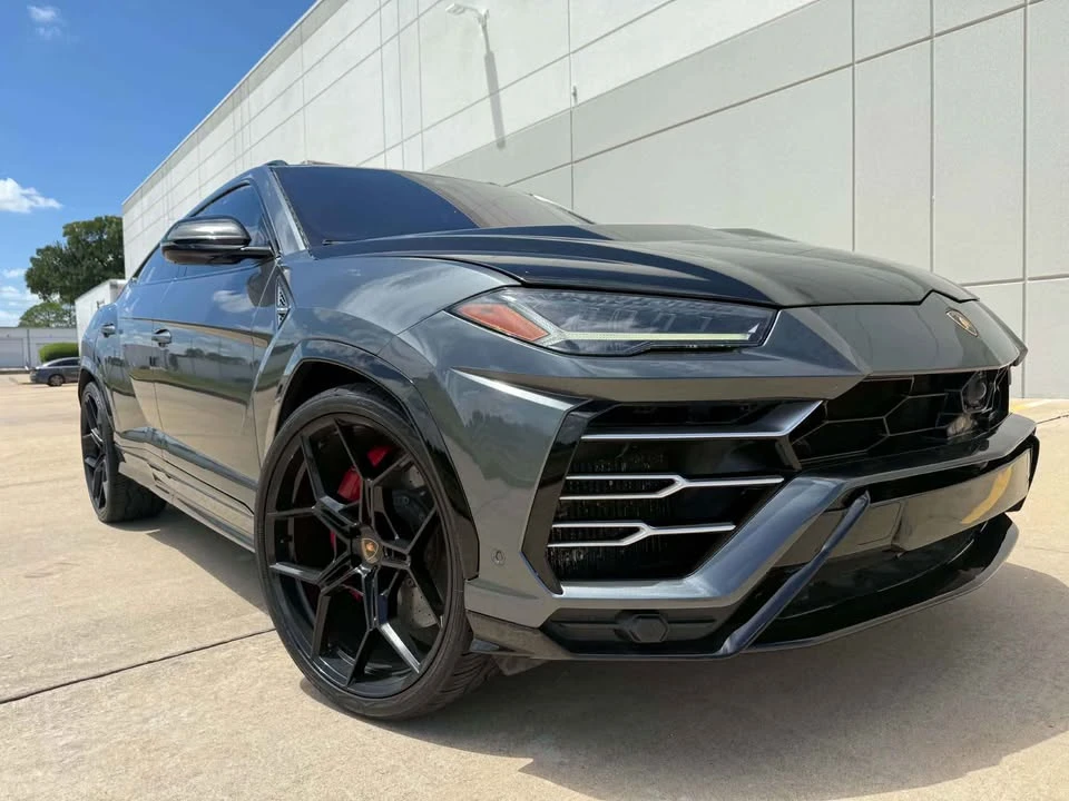 2019 Lamborghini Urus - Image 3 of 13