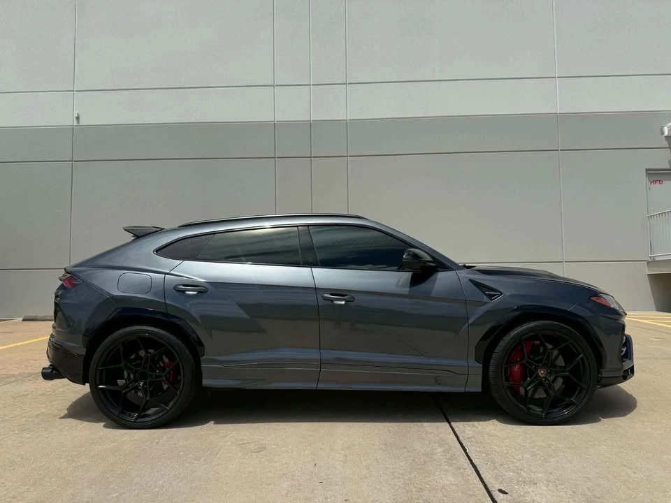 2019 Lamborghini Urus - Image 4 of 13