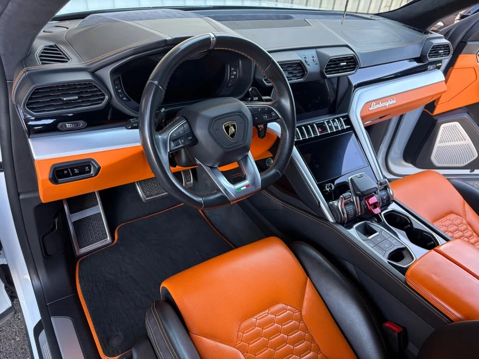 2019 Lamborghini Urus - Image 19 of 20