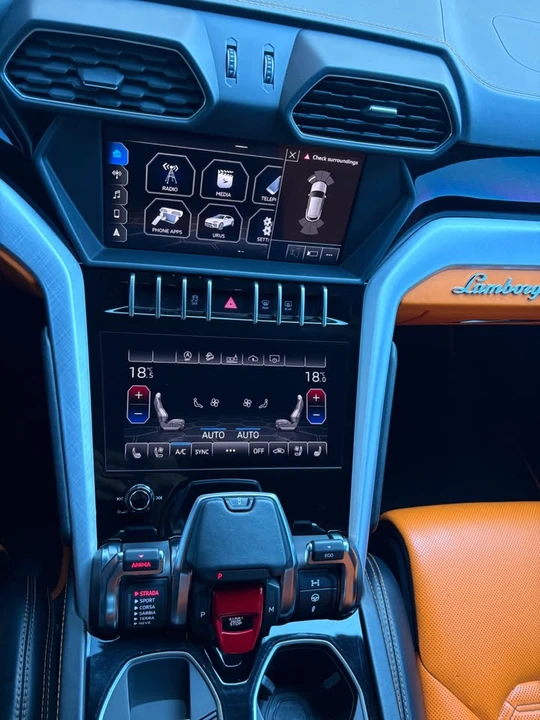 2019 Lamborghini Urus - Image 15 of 20
