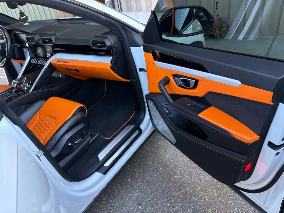 2019 Lamborghini Urus - Image 13 of 20