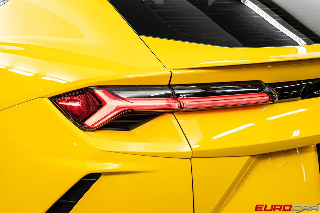 2019 Lamborghini Urus - Image 18 of 31