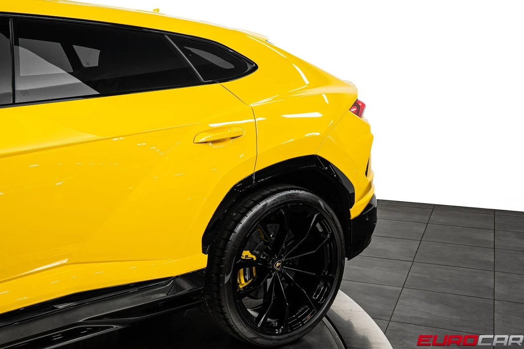2019 Lamborghini Urus - Image 14 of 31