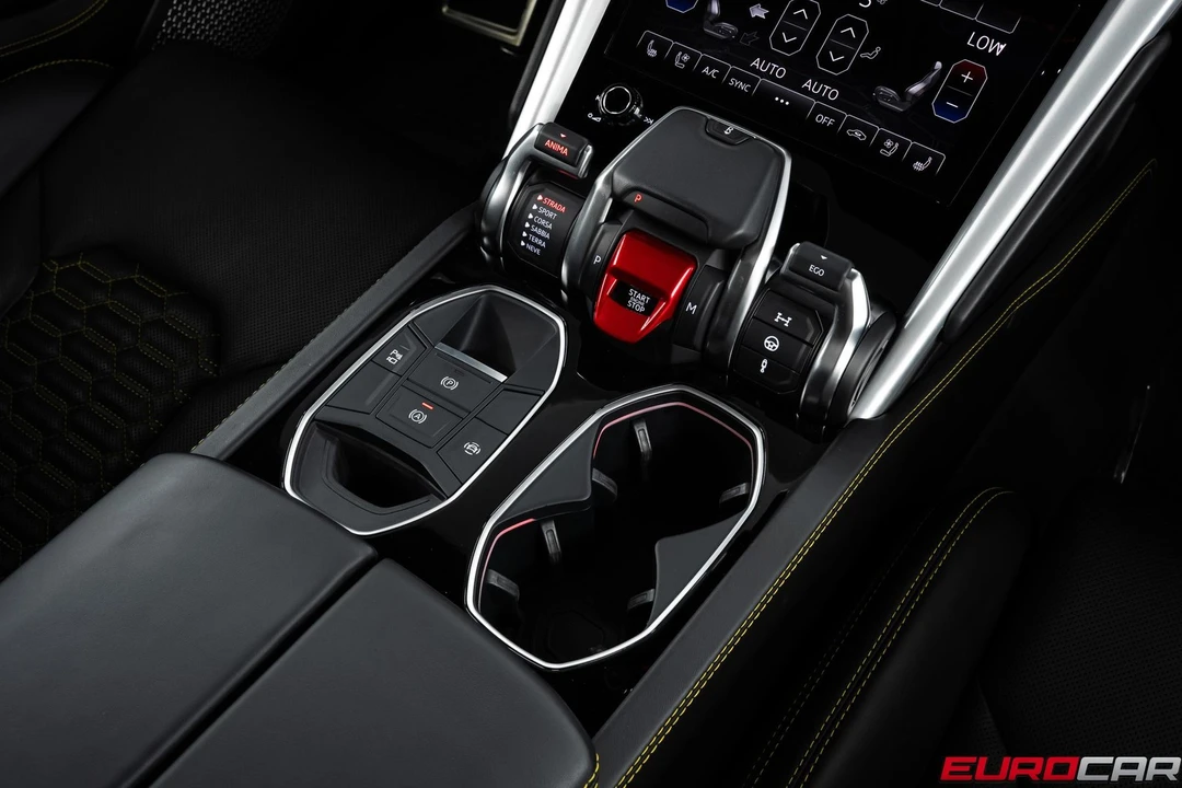 2019 Lamborghini Urus - Image 31 of 31