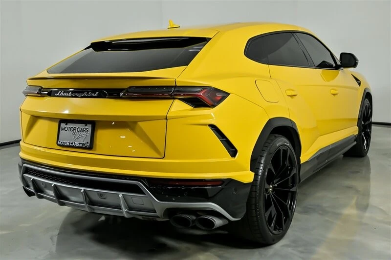 2019 Lamborghini Urus - Image 12 of 21