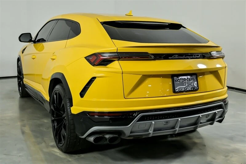 2019 Lamborghini Urus - Image 10 of 21