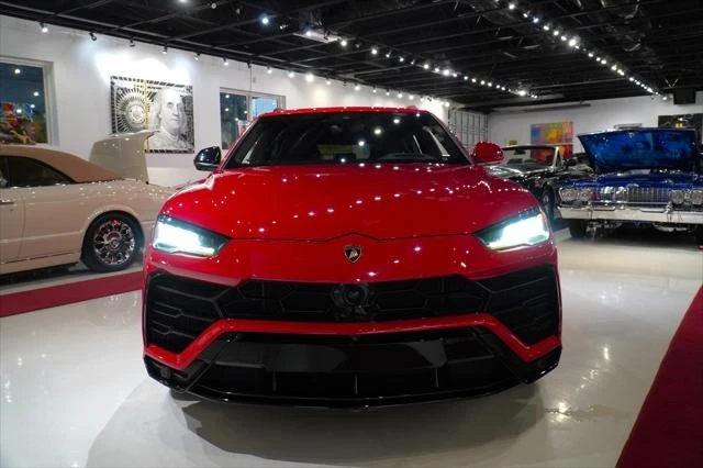 2019 Lamborghini Urus - Image 2 of 22