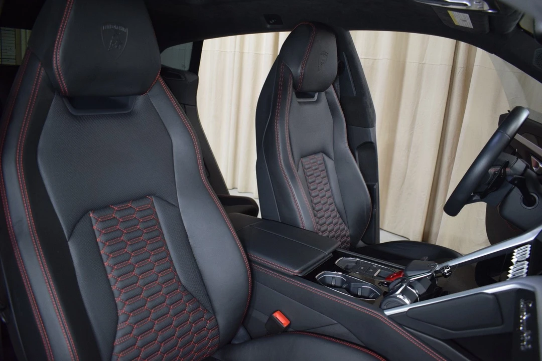 2019 Lamborghini Urus - Image 22 of 31