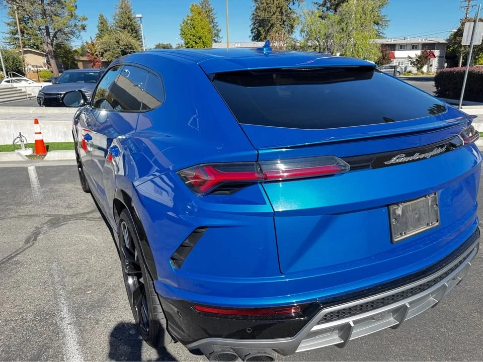 2019 Lamborghini Urus - Image 3 of 10