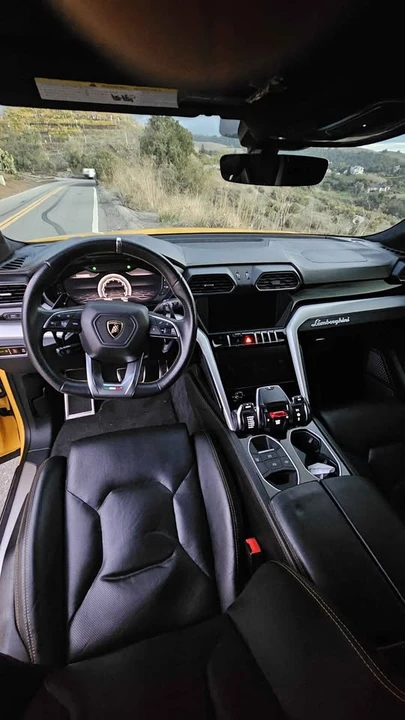 2019 Lamborghini Urus - Image 15 of 16