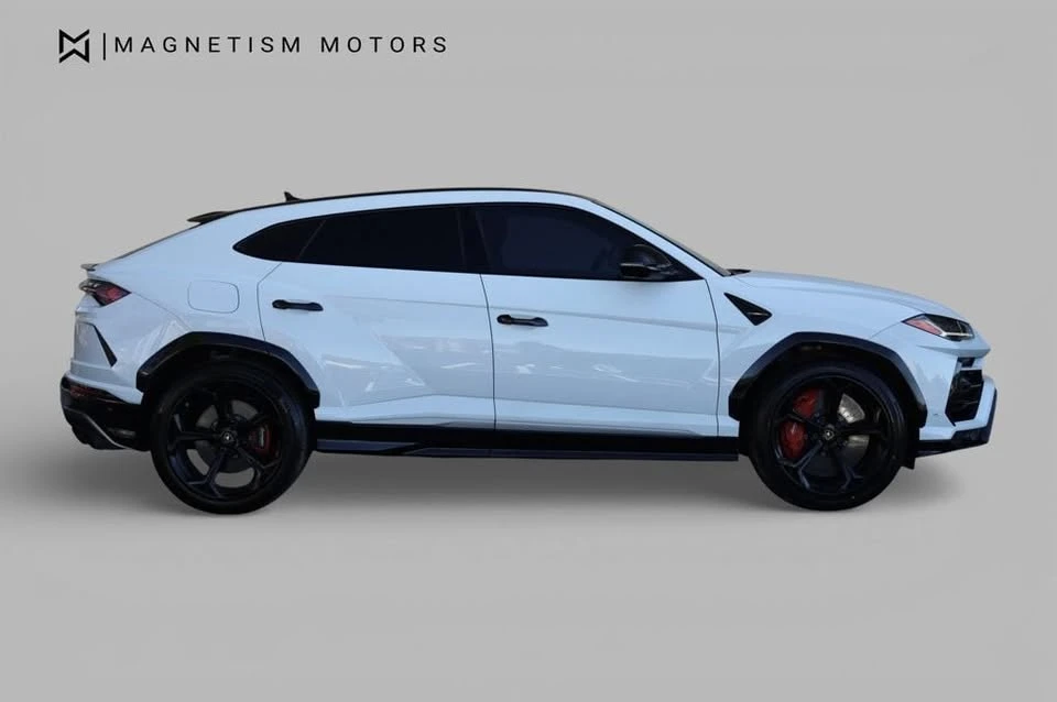 2019 Lamborghini Urus - Image 2 of 20
