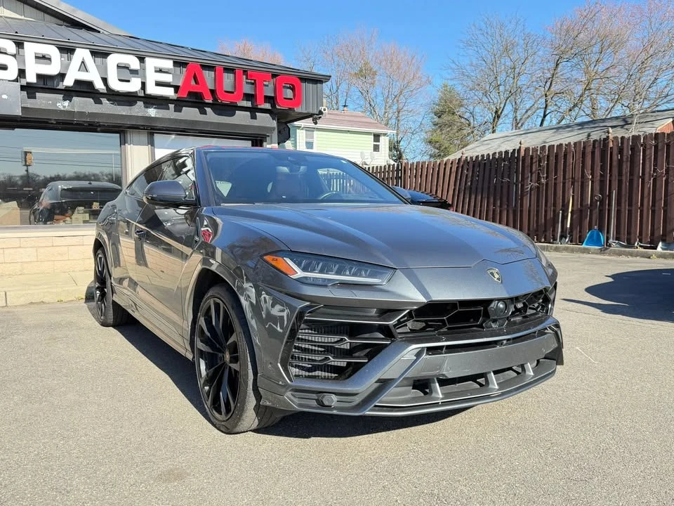 2019 Lamborghini Urus - Image 3 of 9
