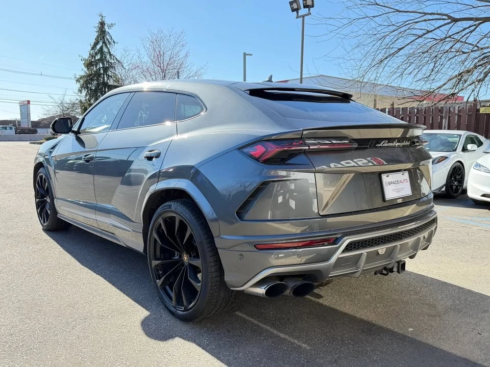 2019 Lamborghini Urus - Image 9 of 9