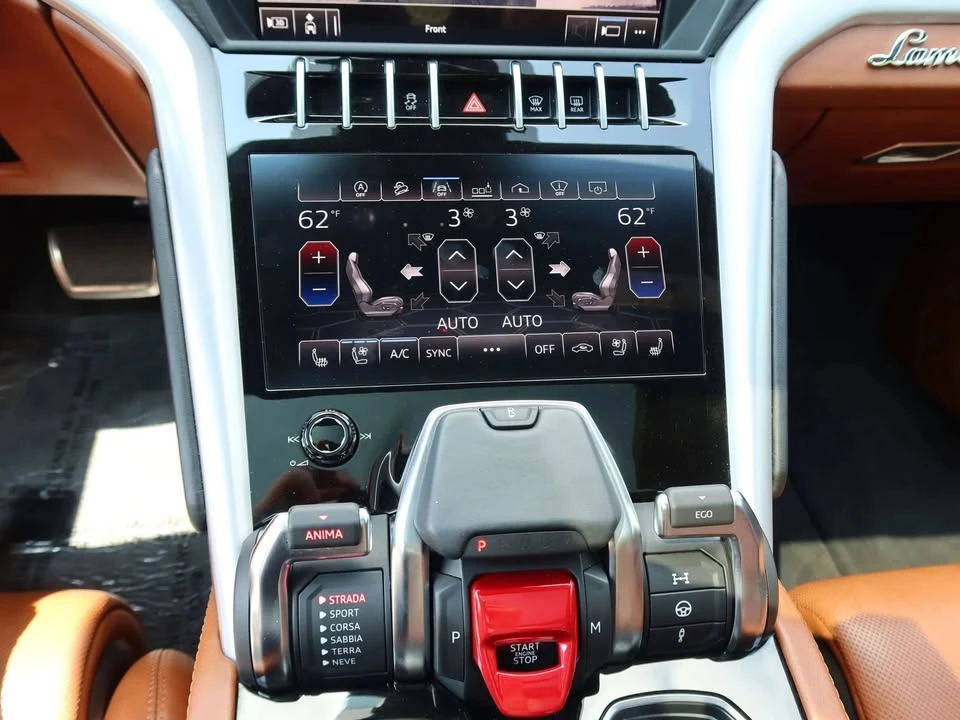 2019 Lamborghini Urus - Image 5 of 9