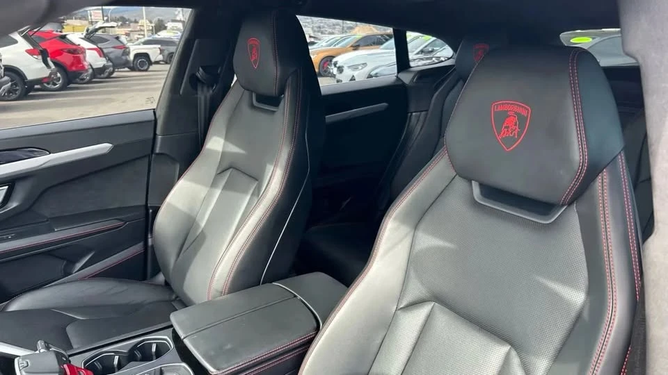2019 Lamborghini Urus - Image 4 of 6