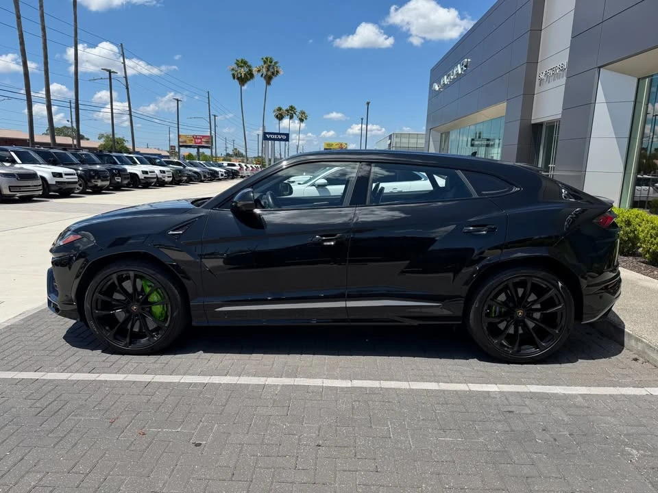 2019 Lamborghini Urus - Image 4 of 20