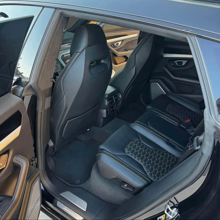 2019 Lamborghini Urus - Image 14 of 19