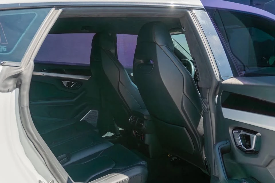 2019 Lamborghini Urus - Image 18 of 20