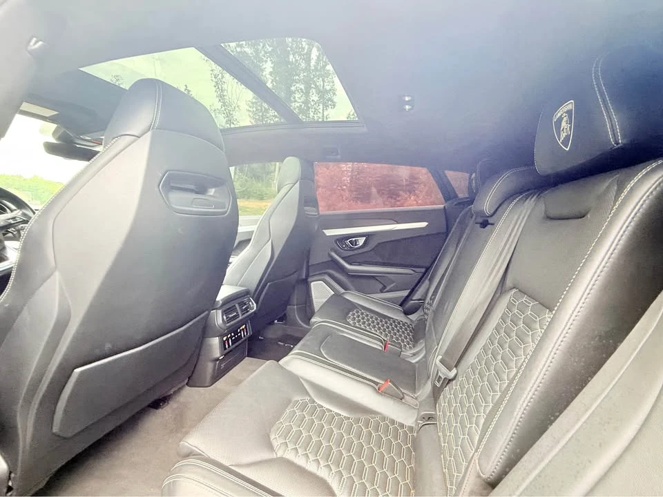 2019 Lamborghini Urus - Image 11 of 20