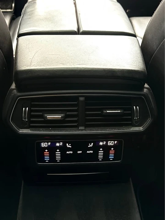 2019 Lamborghini Urus - Image 13 of 20