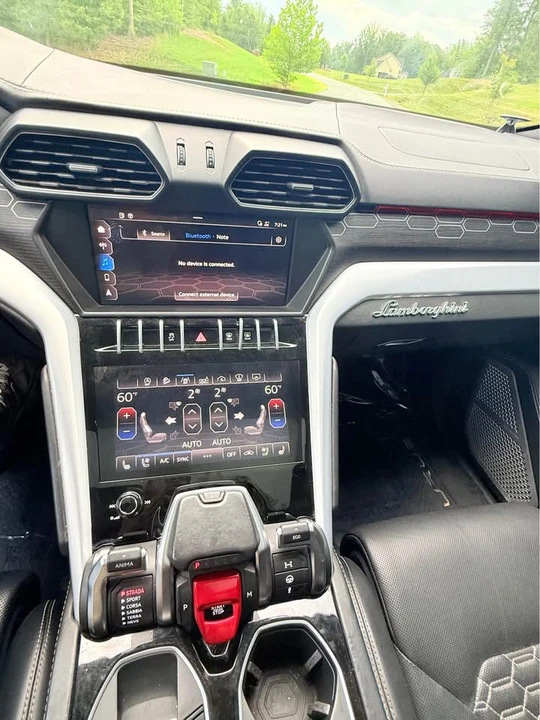 2019 Lamborghini Urus - Image 19 of 20
