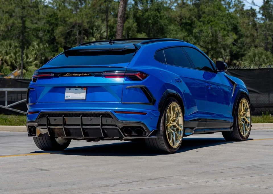2019 Lamborghini Urus - Image 8 of 17