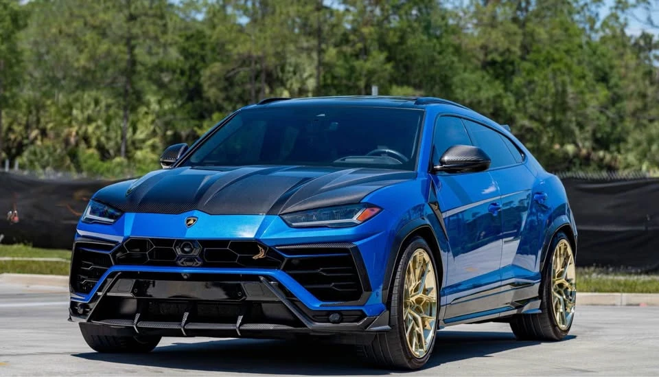 2019 Lamborghini Urus - Image 3 of 17
