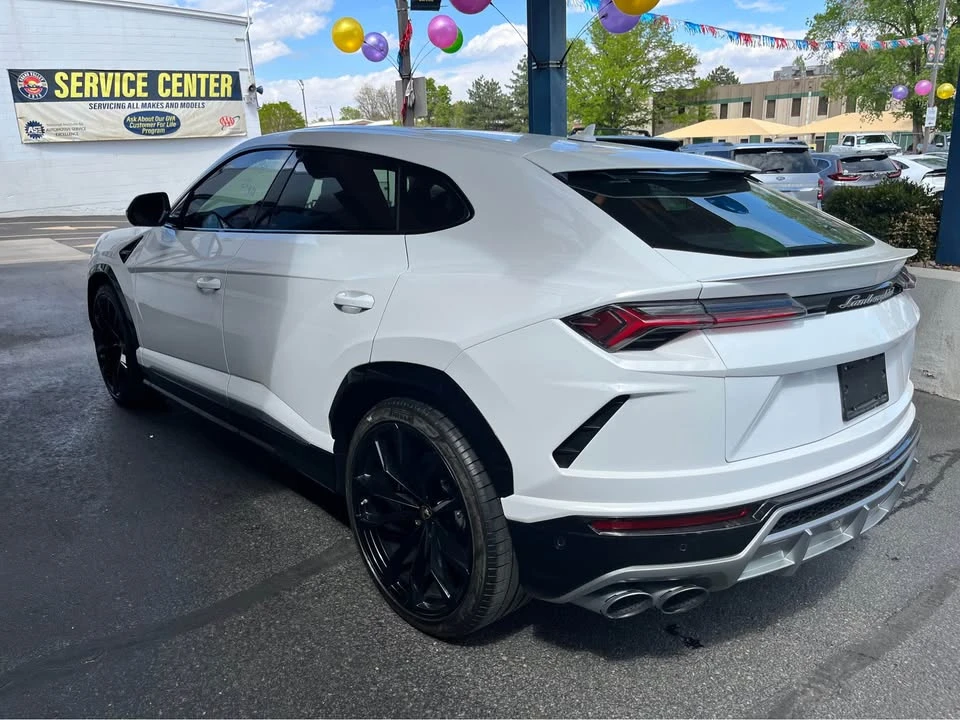 2019 Lamborghini Urus - Image 3 of 13