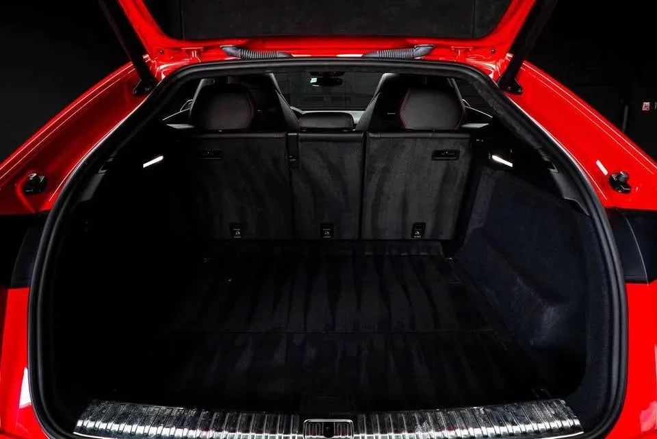 2019 Lamborghini Urus - Image 13 of 15