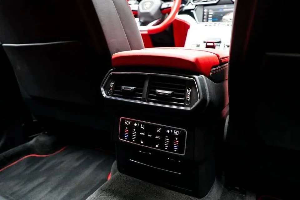 2019 Lamborghini Urus - Image 10 of 15