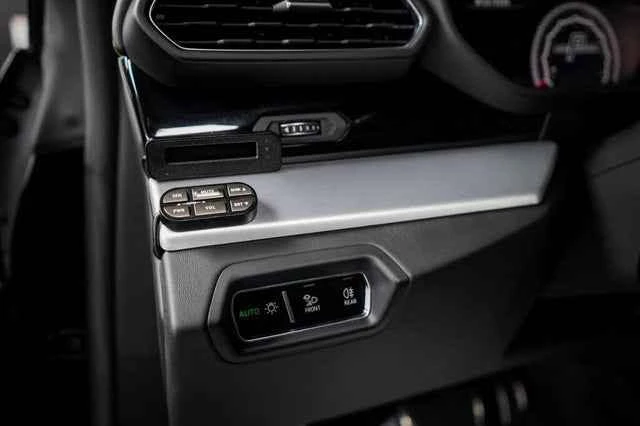 2019 Lamborghini Urus - Image 16 of 20