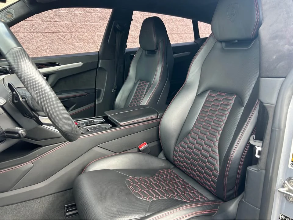 2019 Lamborghini Urus - Image 13 of 18