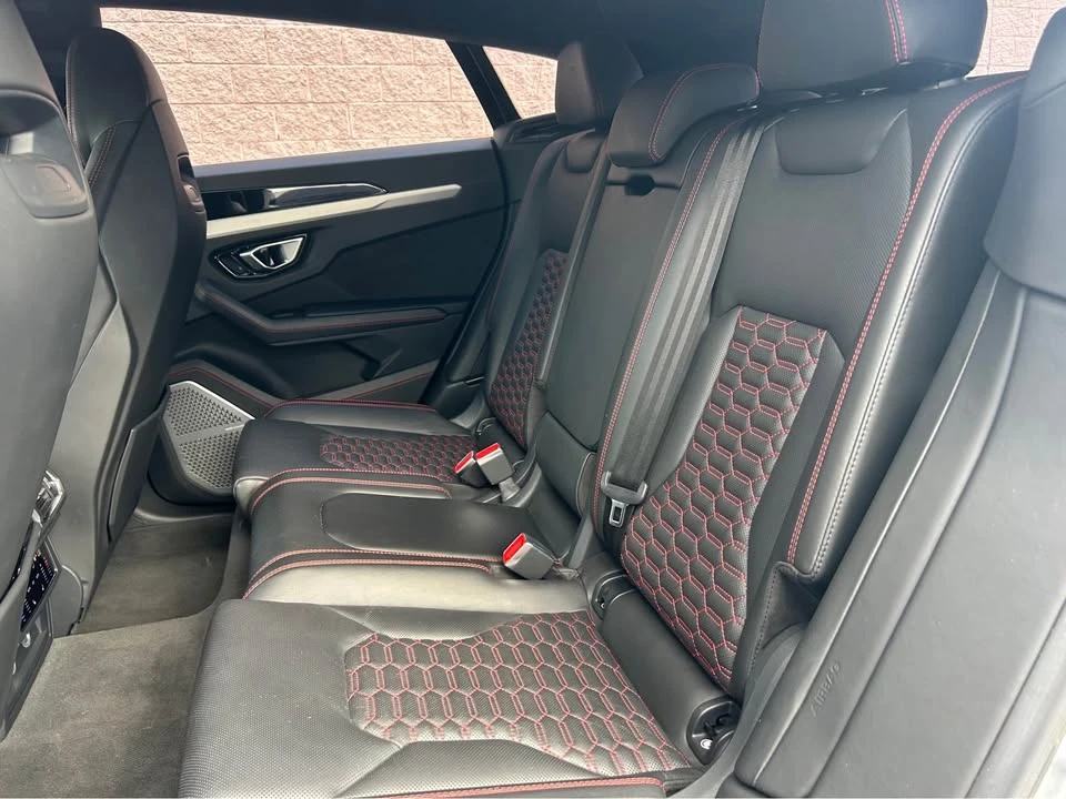2019 Lamborghini Urus - Image 12 of 18