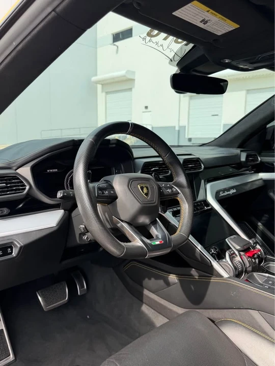 2019 Lamborghini Urus - Image 14 of 16