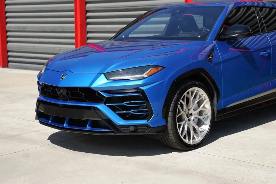 2019 Lamborghini Urus - Image 4 of 19
