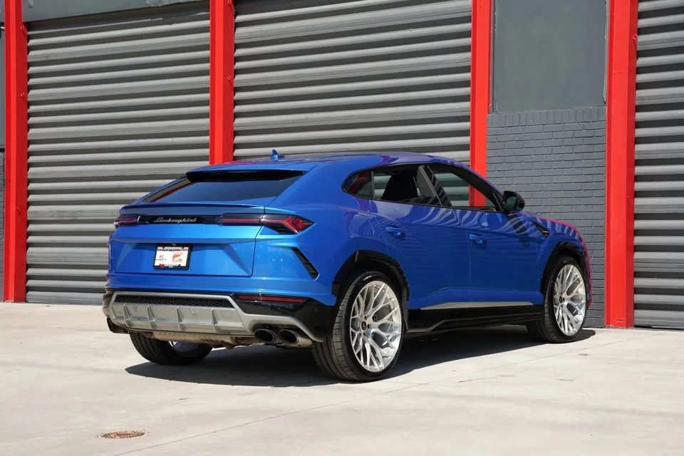 2019 Lamborghini Urus - Image 7 of 19