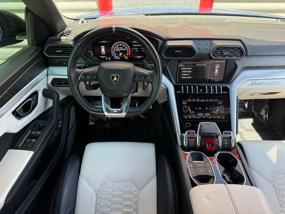 2019 Lamborghini Urus - Image 11 of 19