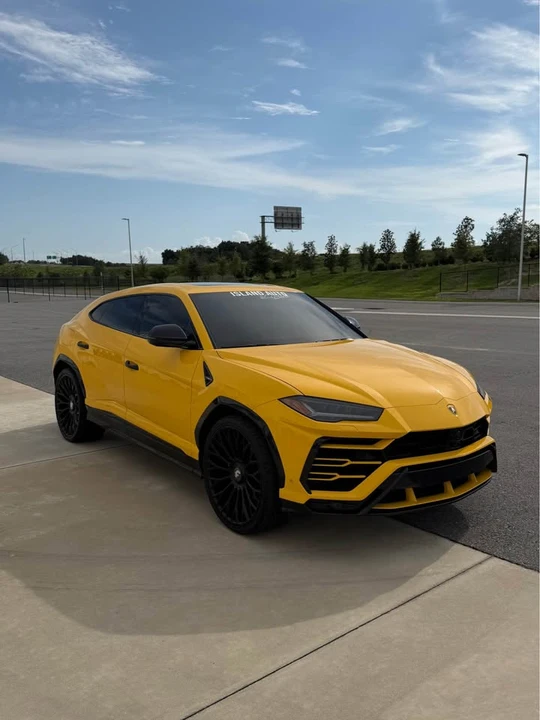 2019 Lamborghini Urus - Image 9 of 16