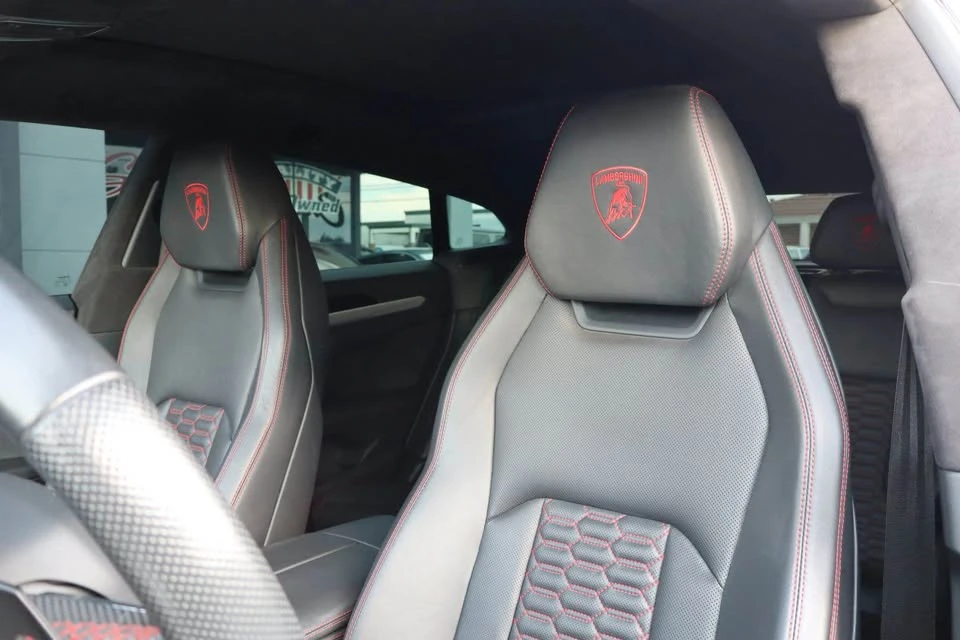 2019 Lamborghini Urus - Image 13 of 20